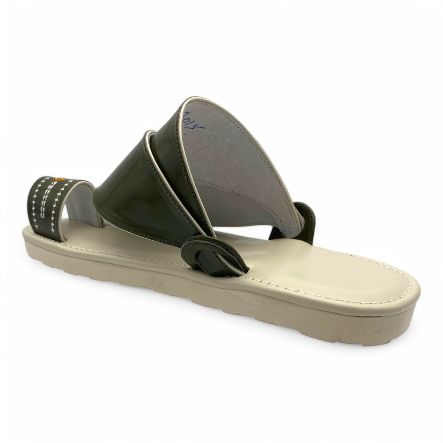 Al Fanoos Comfortable Slippers – Perfect for Indoor & Outdoor Wear l 7015