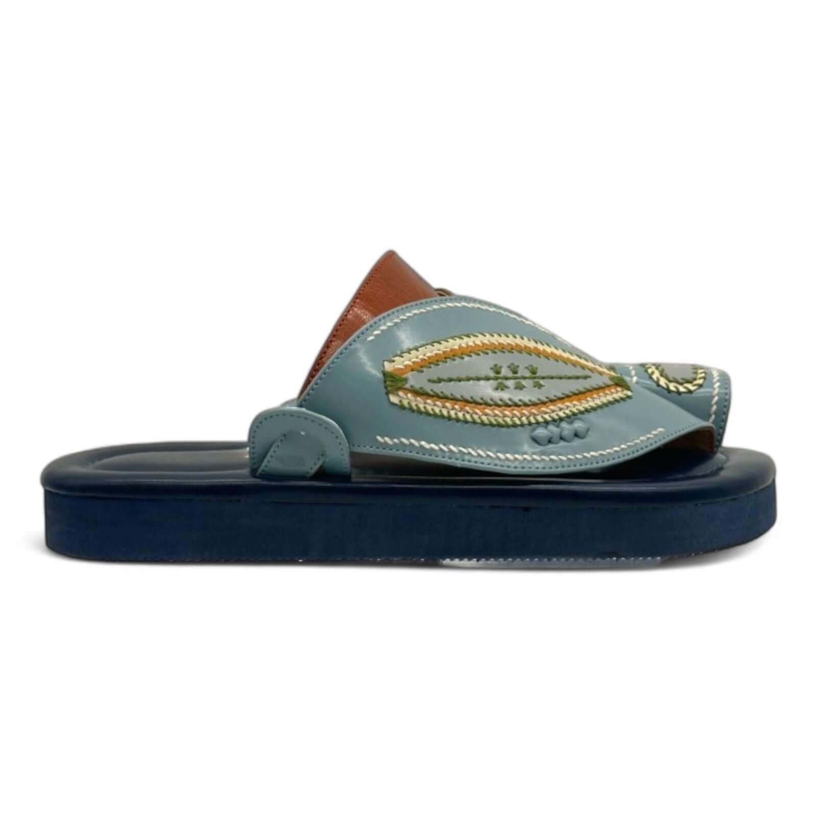 Private Collection: Luxurious Arabic Slippers Made in Saudi Arabia for an Elegant Lifestyle - The Light Step