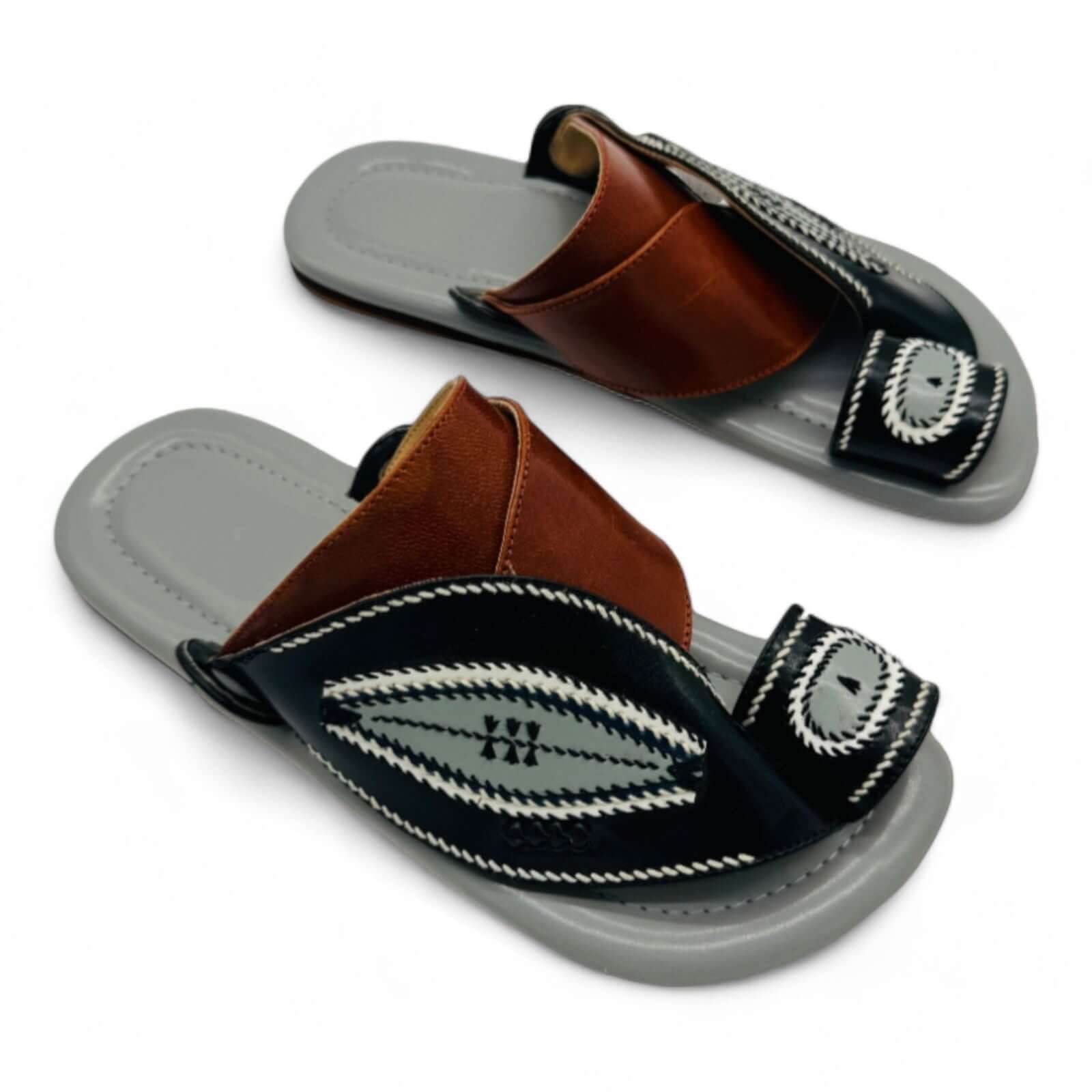 Private Collection: Luxurious Arabic Slippers Made in Saudi Arabia for an Elegant Lifestyle - The Light Step