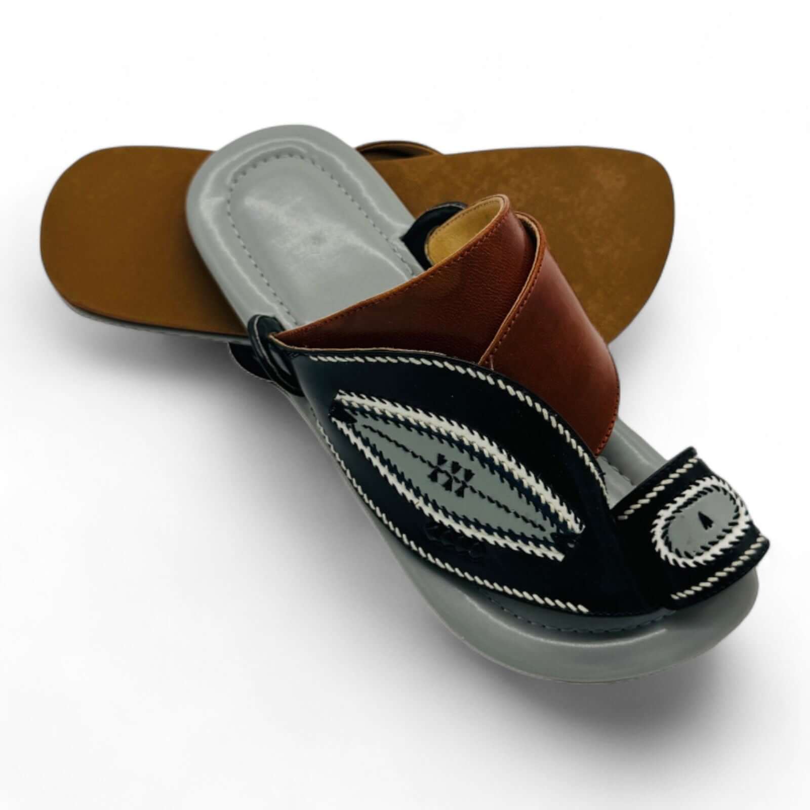 Private Collection: Luxurious Arabic Slippers Made in Saudi Arabia for an Elegant Lifestyle - The Light Step
