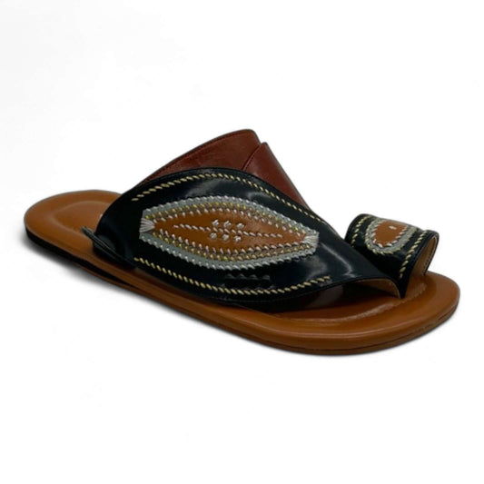 Private Collection: Luxurious Arabic Slippers Made in Saudi Arabia for an Elegant Lifestyle - The Light Step