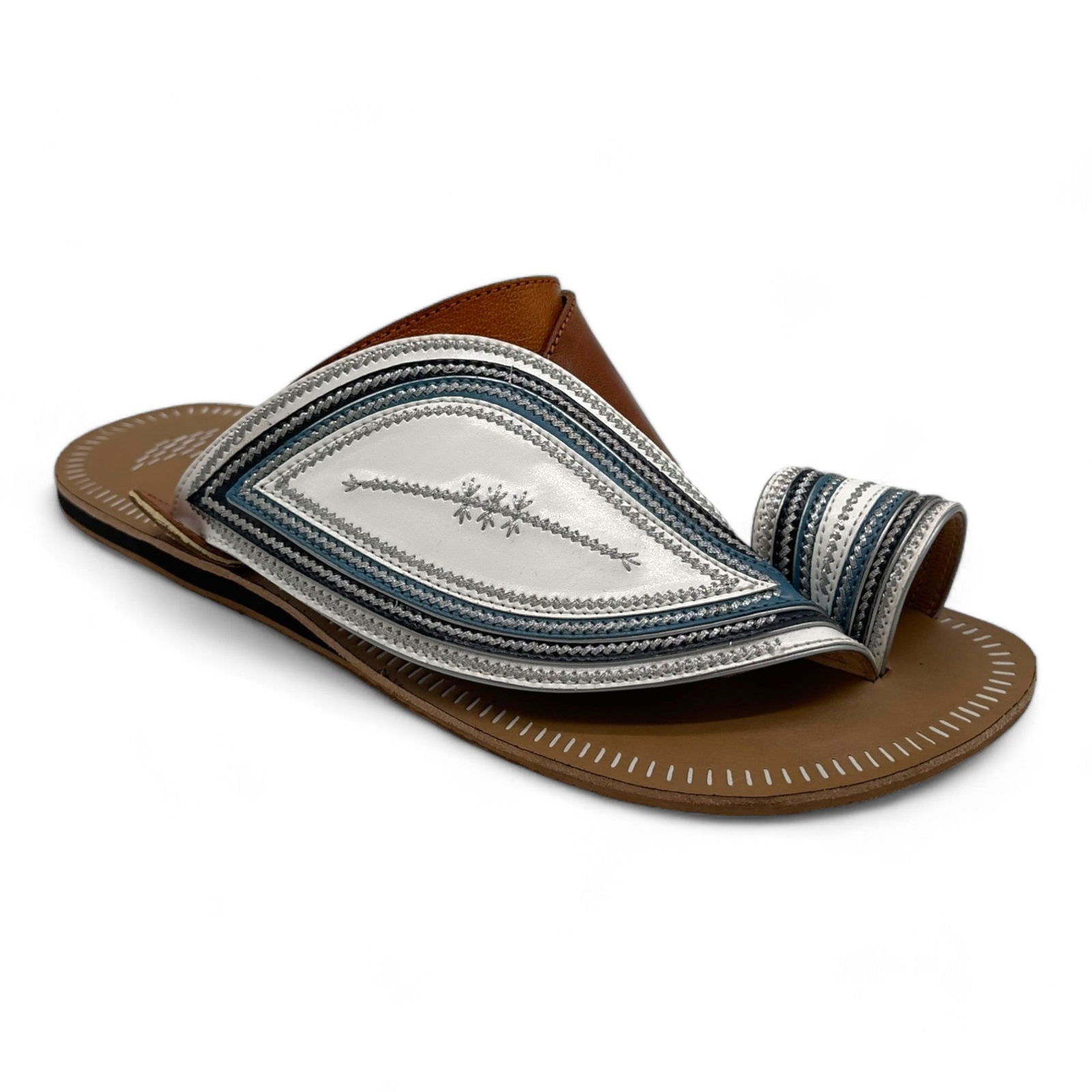 Private Collection: Luxurious Arabic Slippers for an Elegant Lifestyle - The Light Step