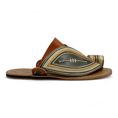 Private Collection: Luxurious Arabic Slippers for an Elegant Lifestyle - The Light Step
