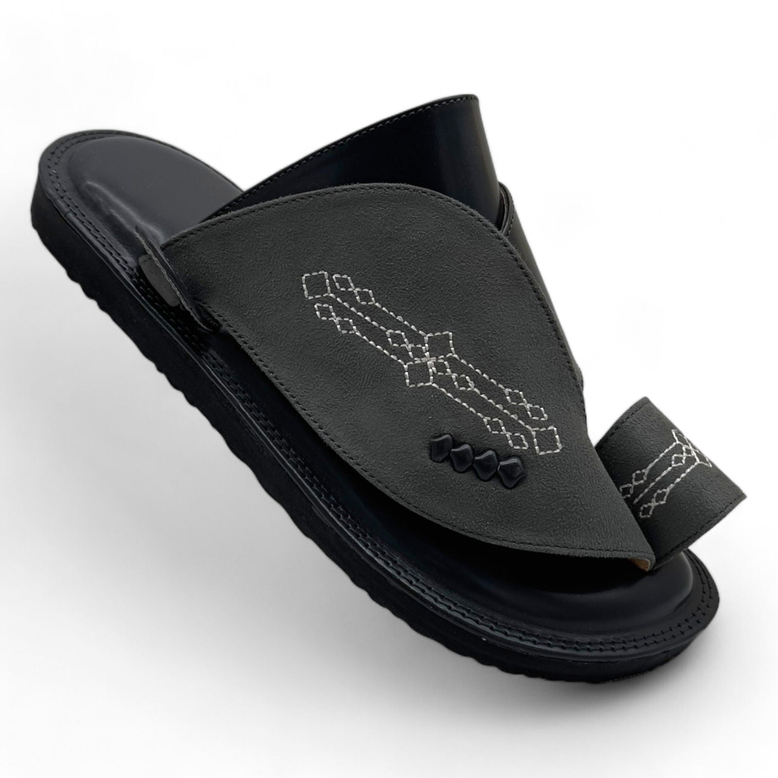Private Collection: Luxurious Arabic Slippers for an Elegant Lifestyle - The Light Step