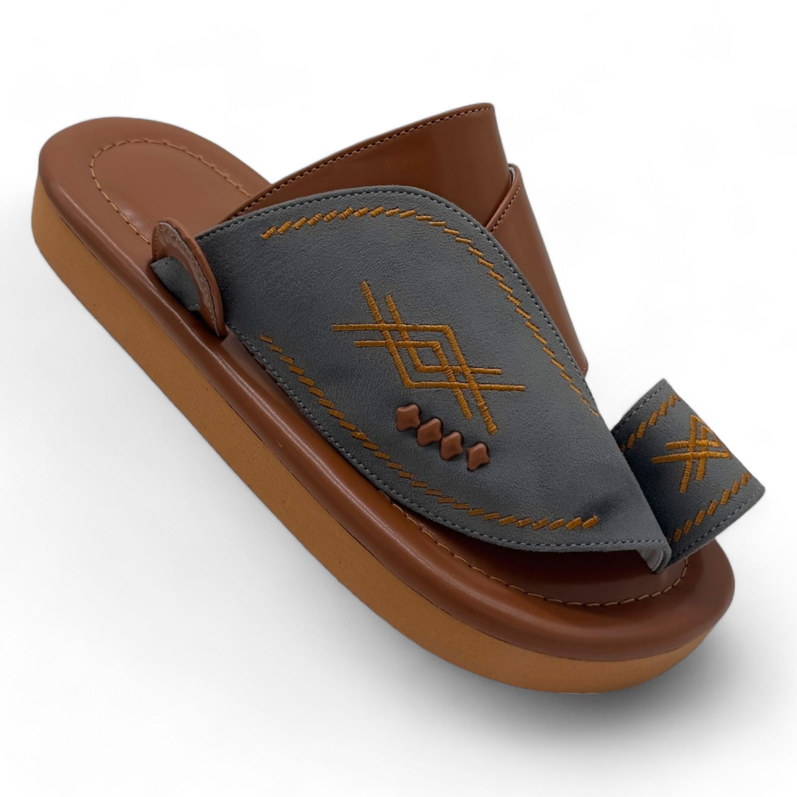 Private Collection: Luxurious Arabic Slippers for an Elegant Lifestyle - The Light Step