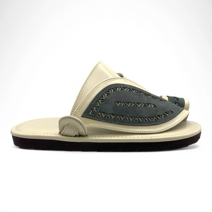 Al Fanoos Comfortable Slippers – Perfect for Indoor & Outdoor Wear l 7021