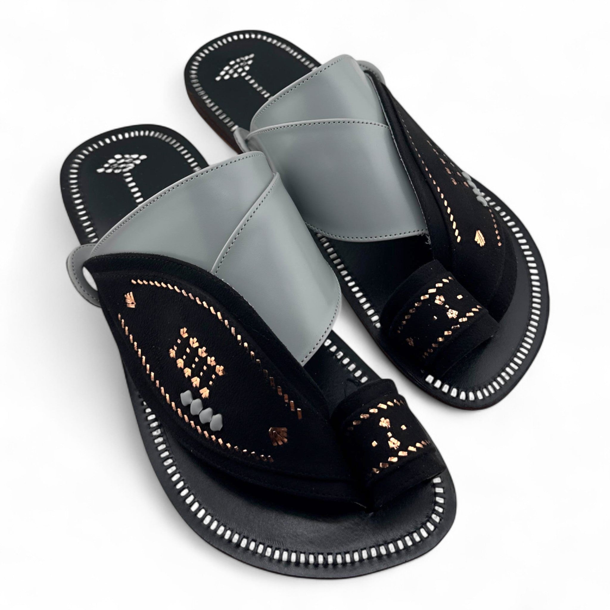 Al Fanoos : Premium Handmade Arabic Sandal l 21003