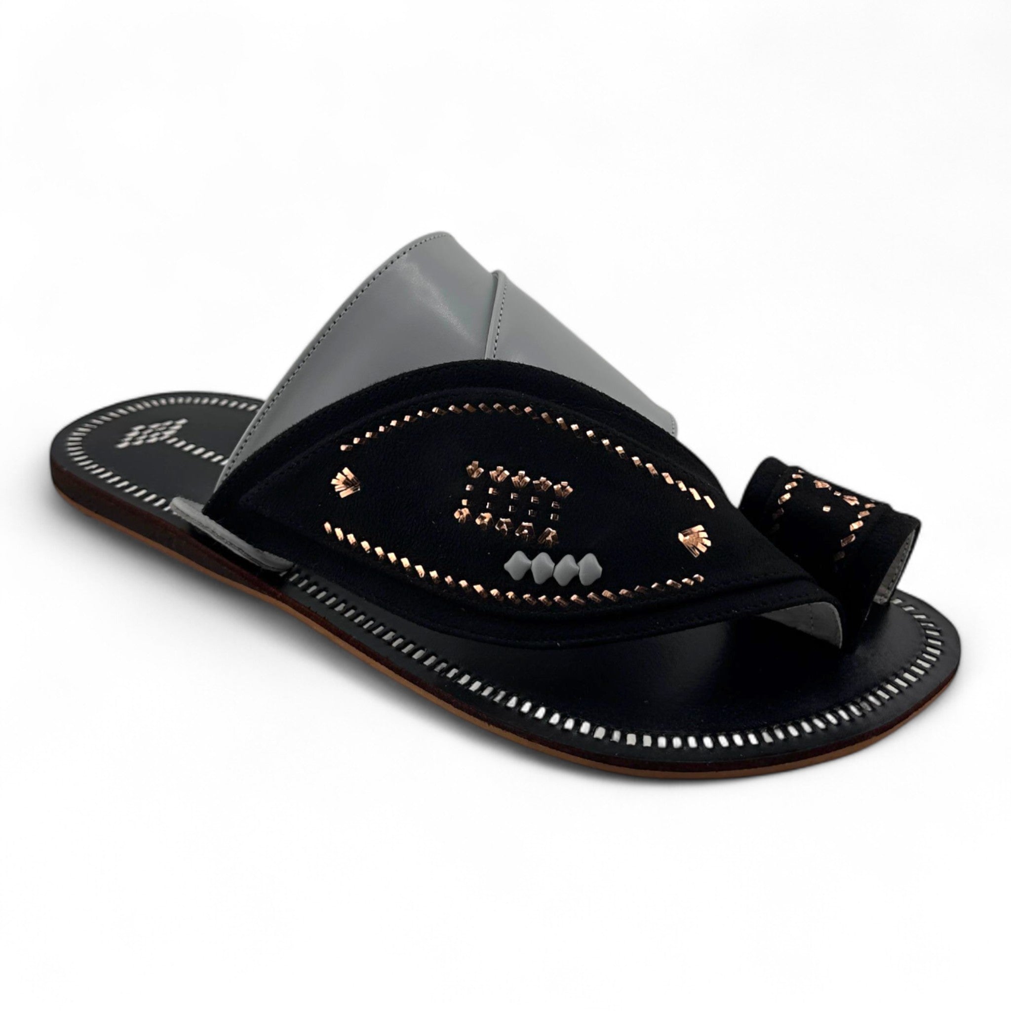 Al Fanoos : Premium Handmade Arabic Sandal l 21003