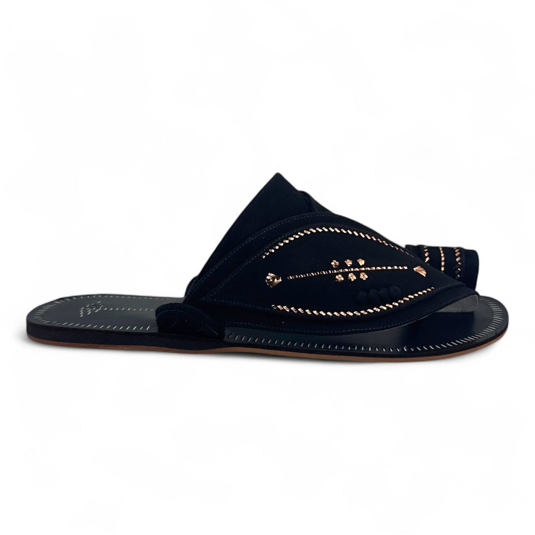Al Fanoos : Premium Handmade Arabic Sandal l 21002