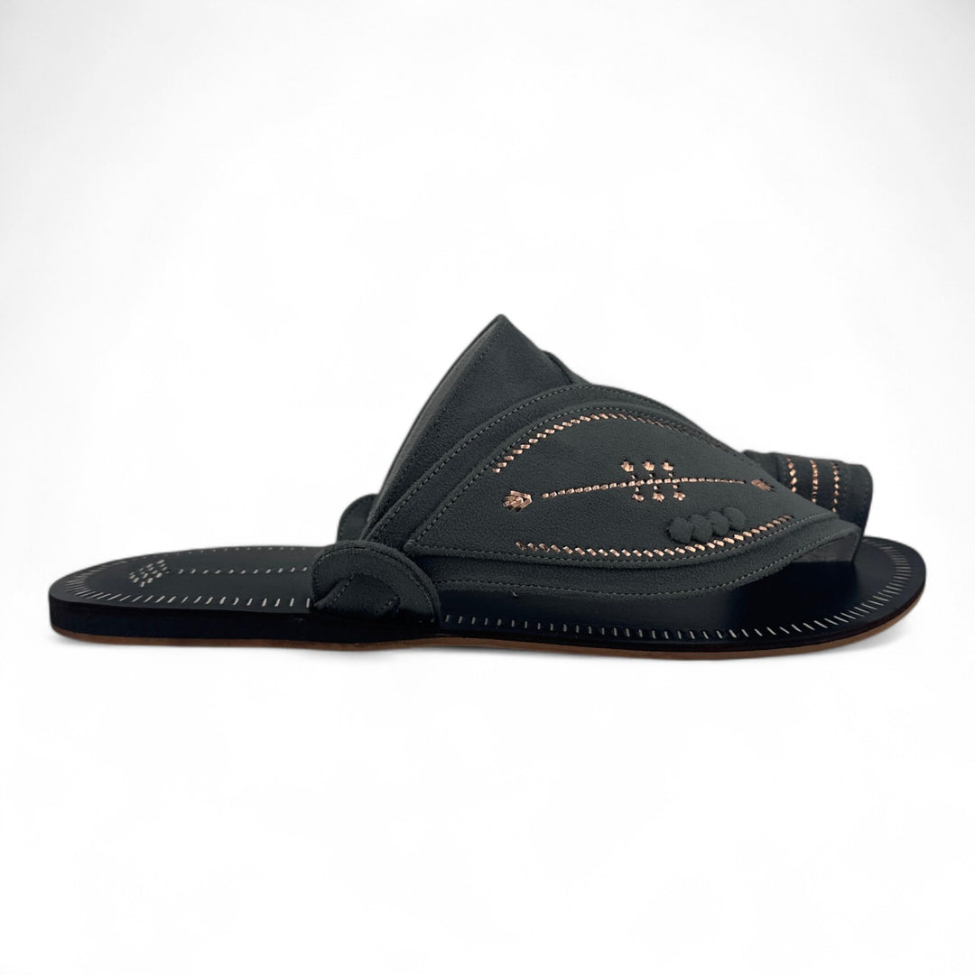 Al Fanoos : Premium Handmade Arabic Sandal l 21002