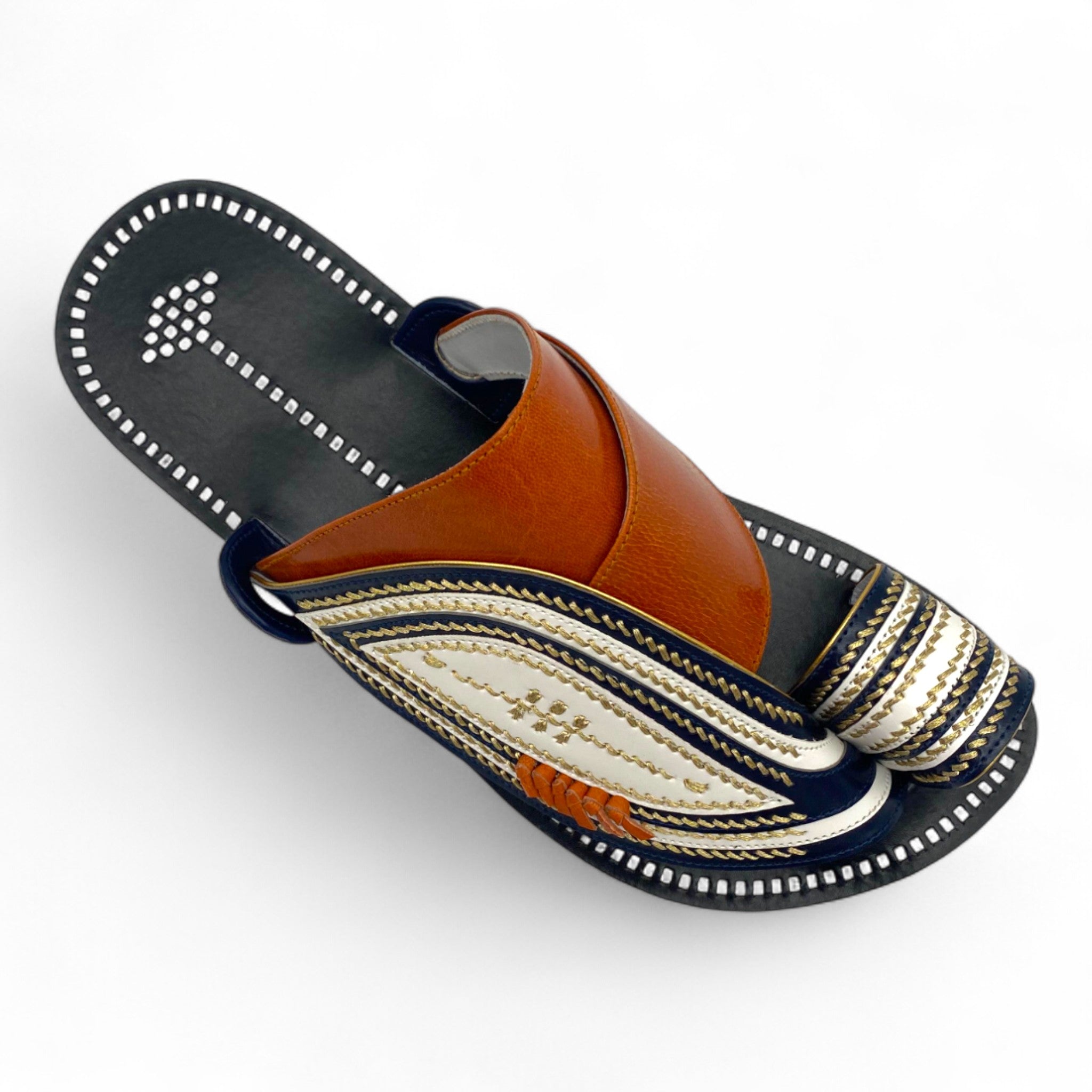 Al Fanoos : Premium Handmade Arabic Sandal