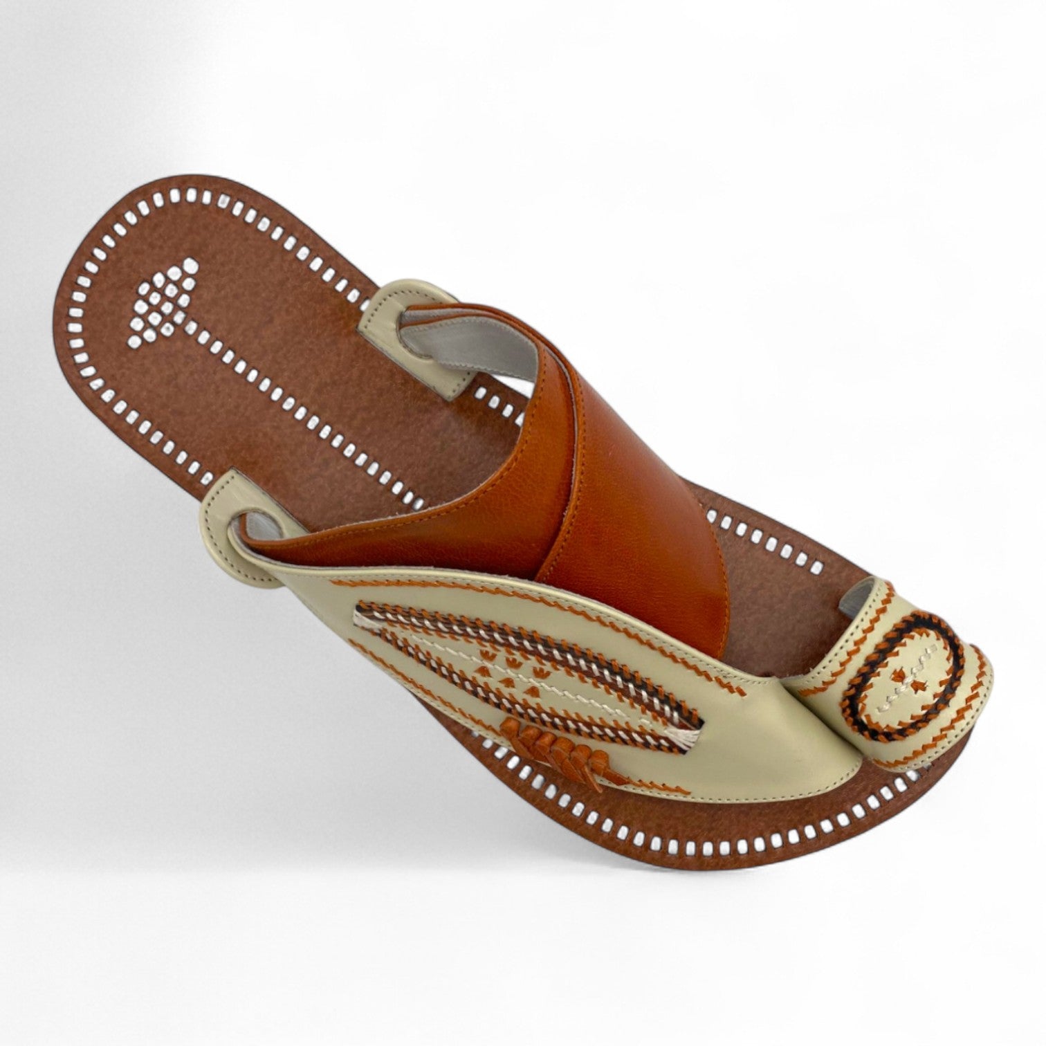 Al Fanoos : Premium Handmade Arabic Sandal l 26007