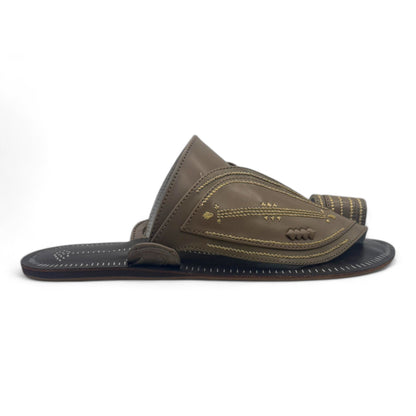 Private Collection: Luxurious Arabic Slippers for an Elegant Lifestyle l 7015